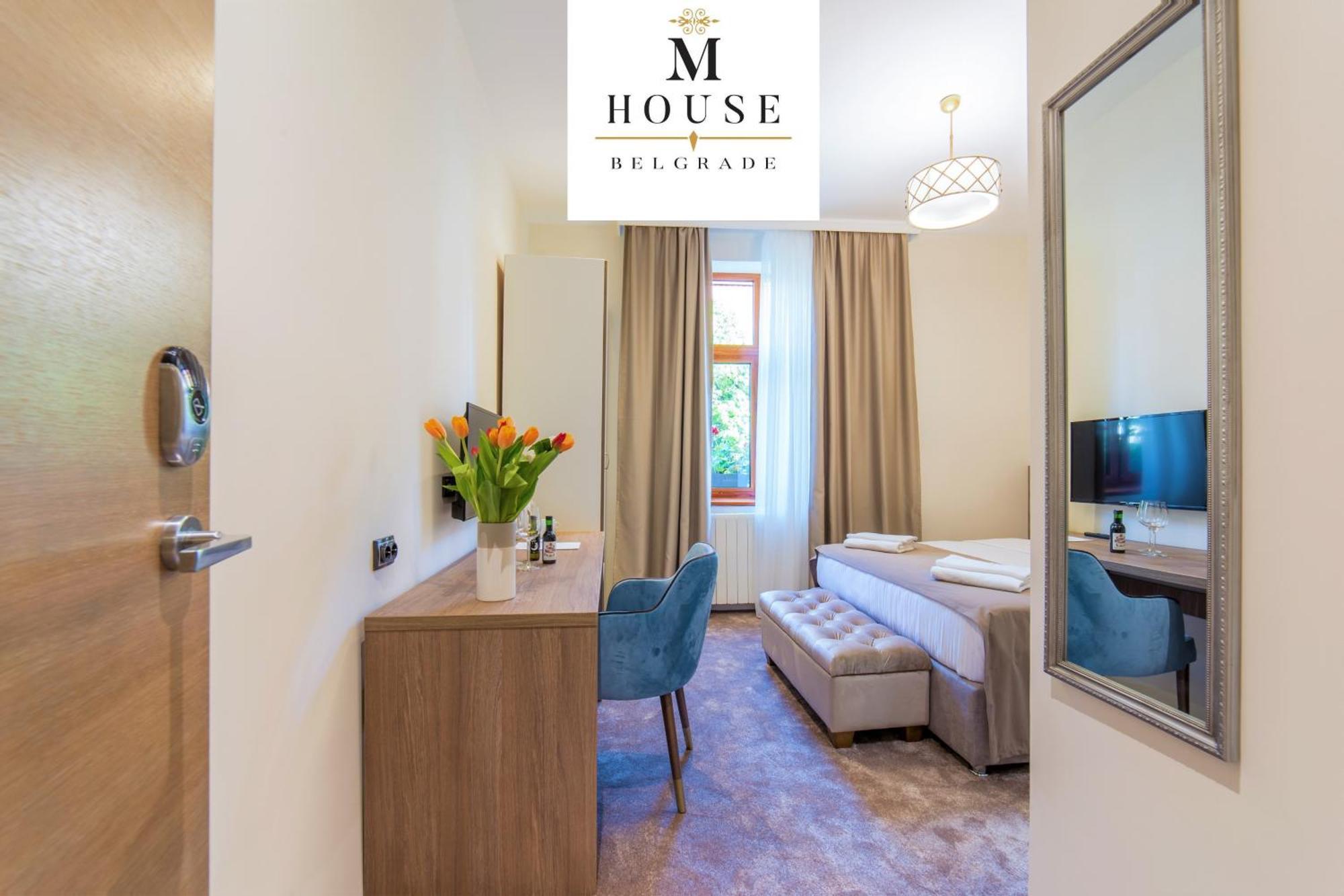 M House Belgrade Bed And Breakfast Exterior foto