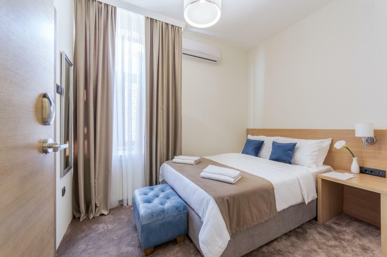 M House Belgrade Bed And Breakfast Exterior foto