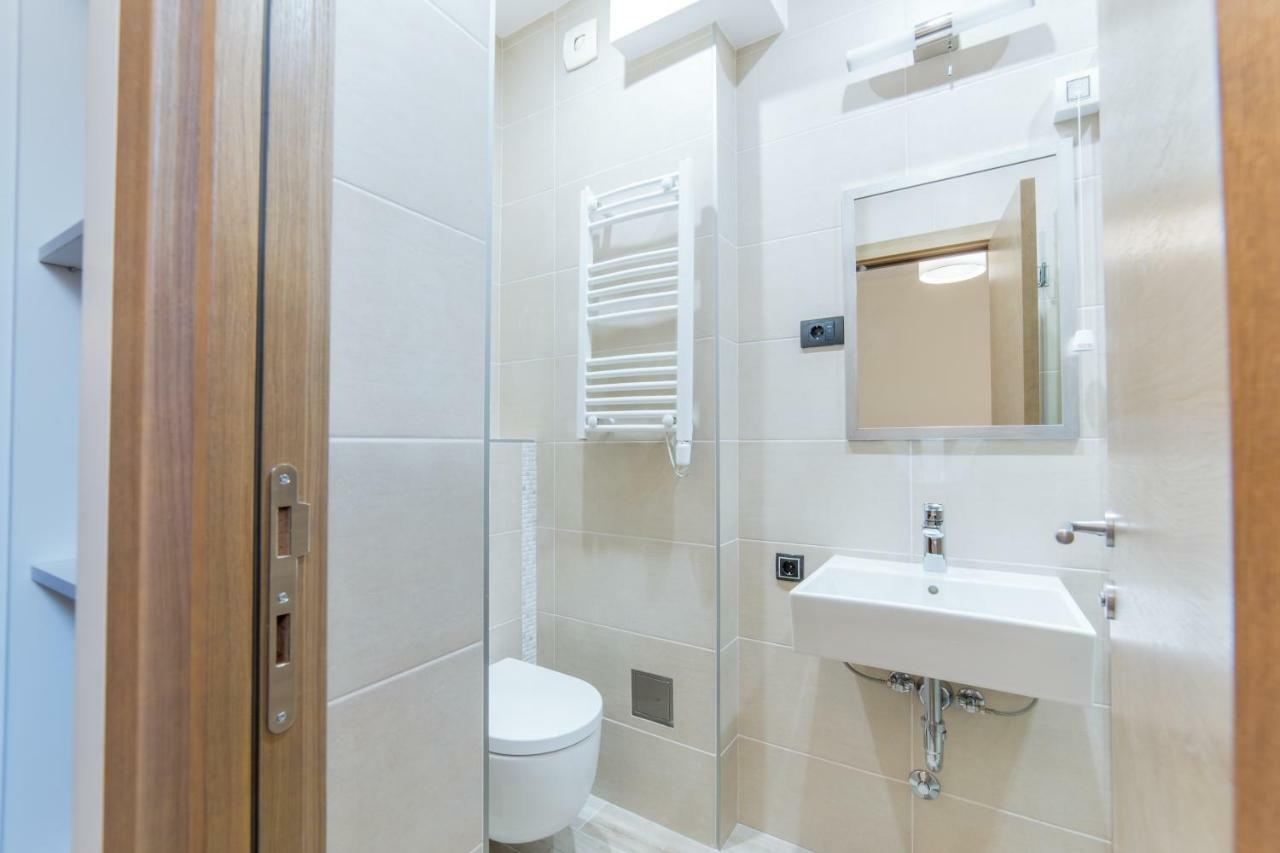 M House Belgrade Bed And Breakfast Exterior foto