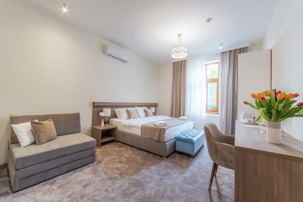 M House Belgrade Bed And Breakfast Exterior foto