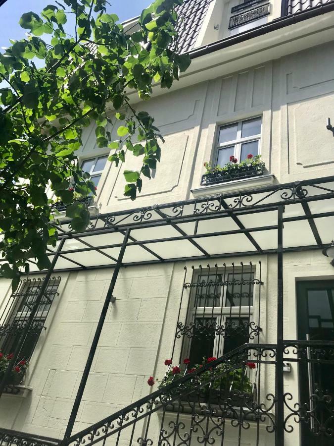 M House Belgrade Bed And Breakfast Exterior foto